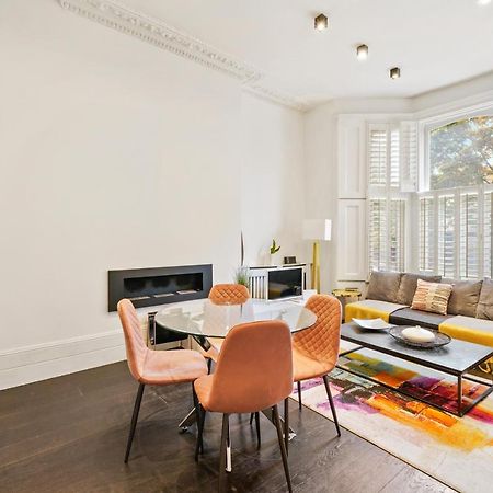 1 & 2 Bed Cosy Apartments Next To Earls Court Free Wifi London Eksteriør billede