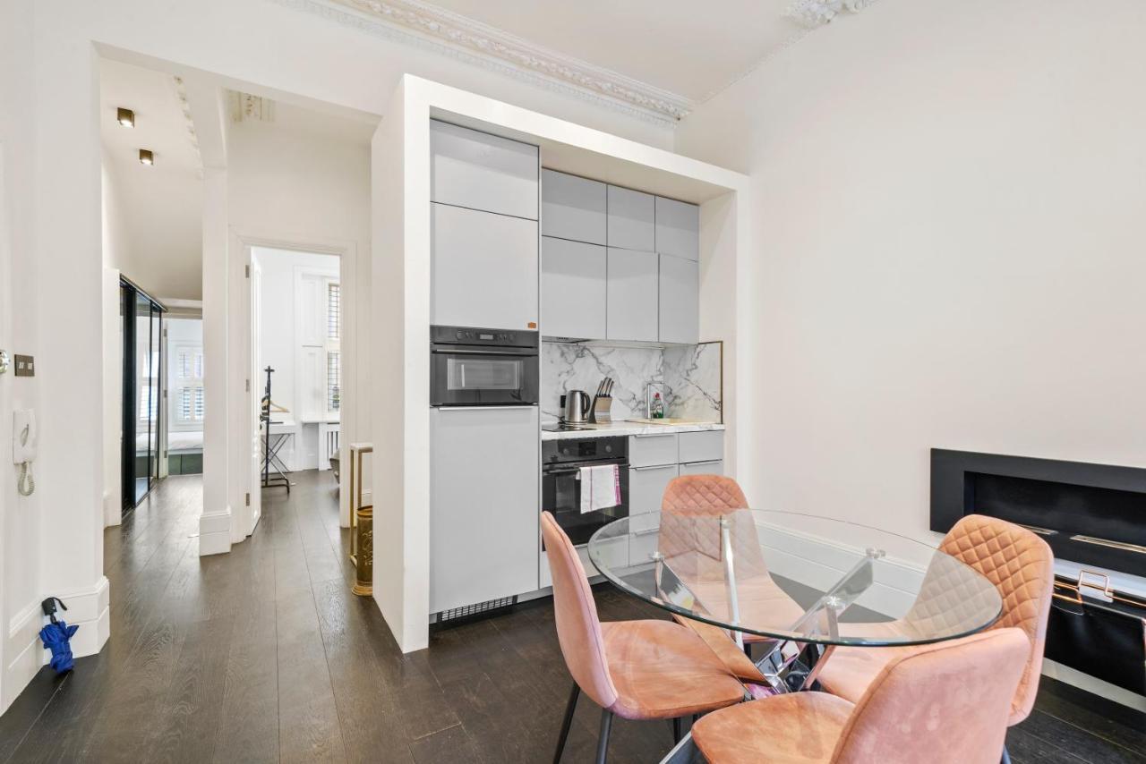 1 & 2 Bed Cosy Apartments Next To Earls Court Free Wifi London Eksteriør billede